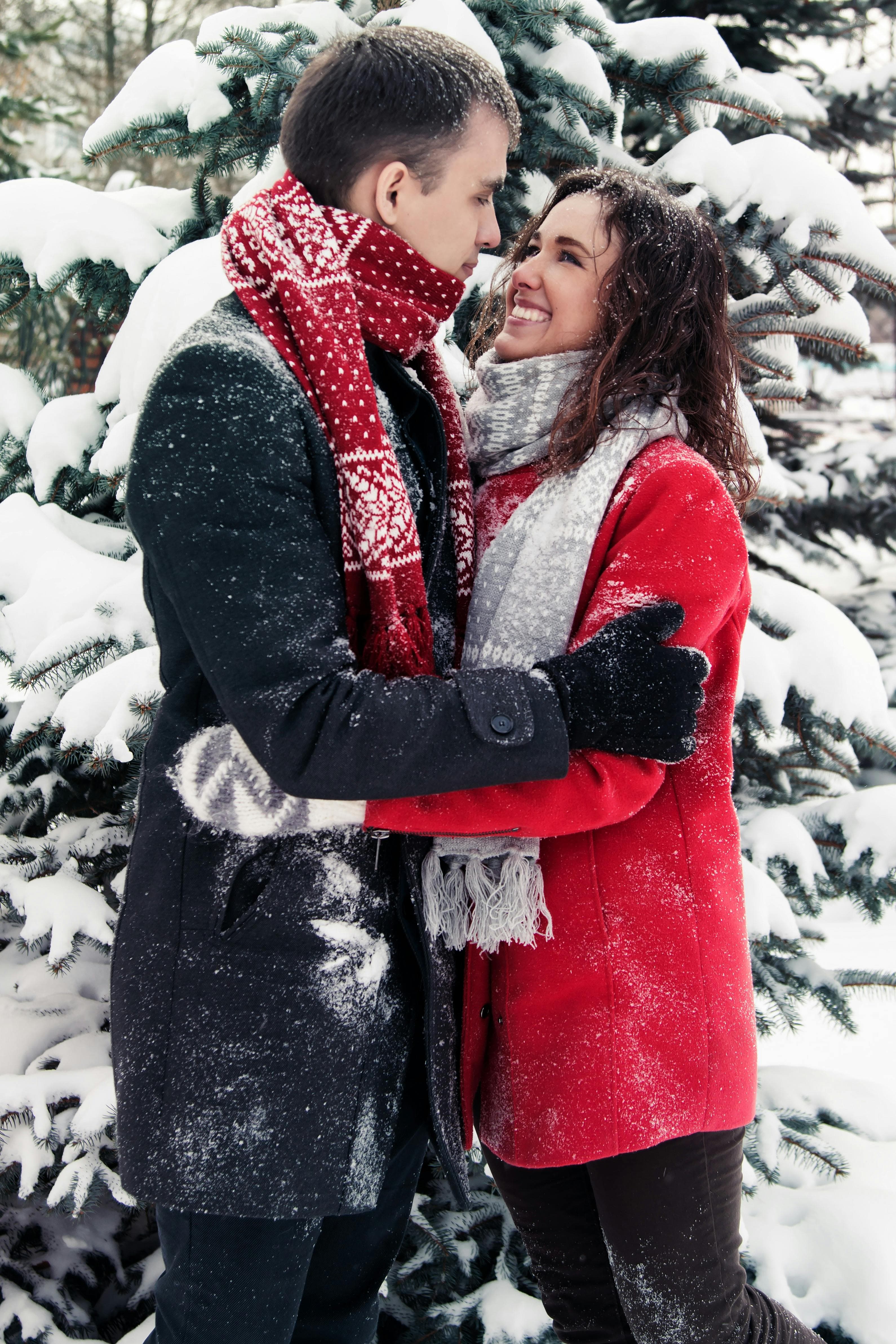 casal na neve
