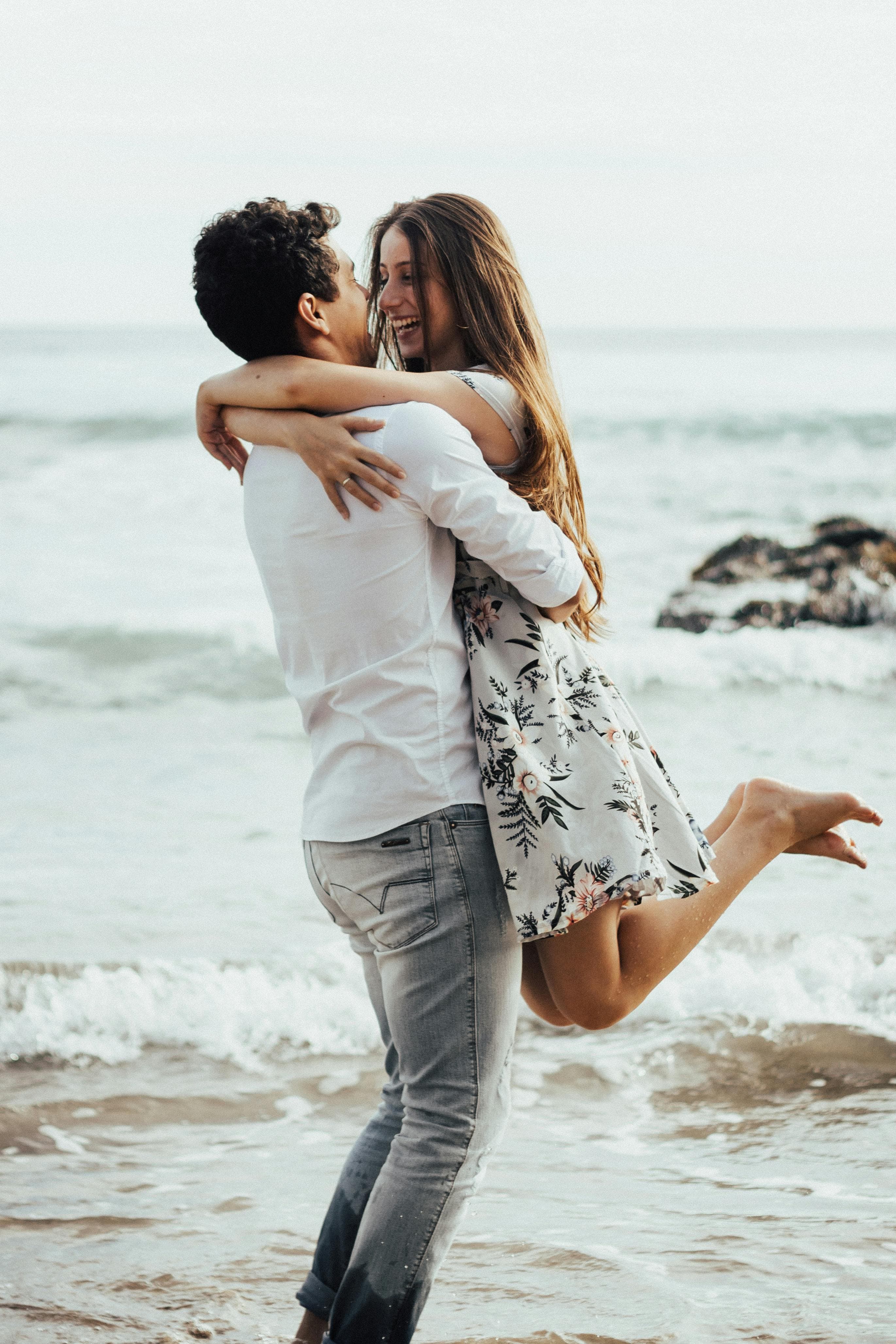 Casal feliz juntos
